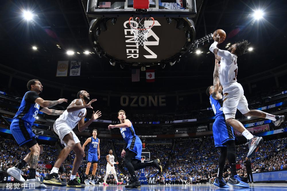 表现值得更 表现值得更